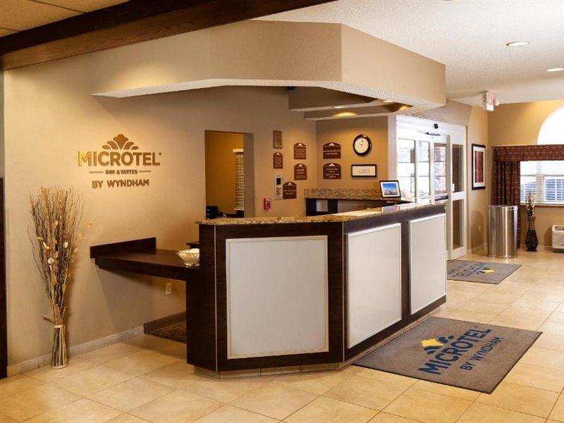 Microtel Inn & Suites By Wyndham St Clairsville - Wheeling St. Clairsville Exteriér fotografie