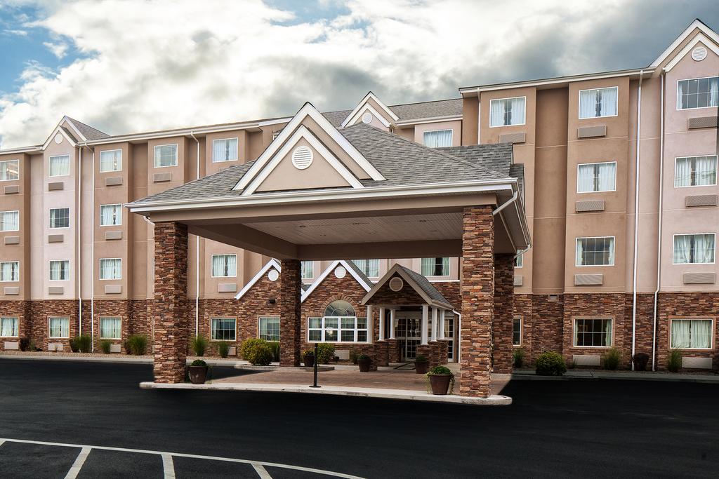 Microtel Inn & Suites By Wyndham St Clairsville - Wheeling St. Clairsville Exteriér fotografie